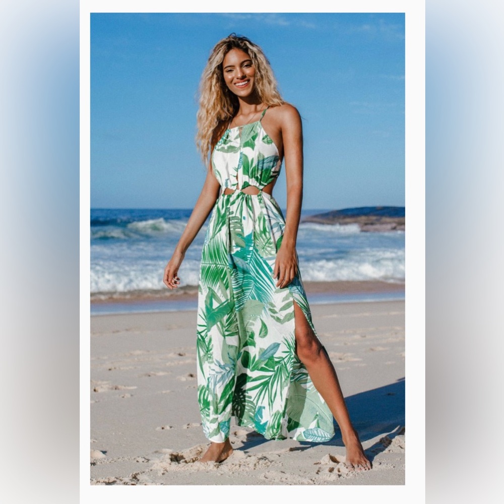 Cupshe Cutout Maxi Dress. New with tag. Size SX.